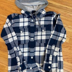 Boys xs flannel button up hoodie.  Equivalent to a boys large.